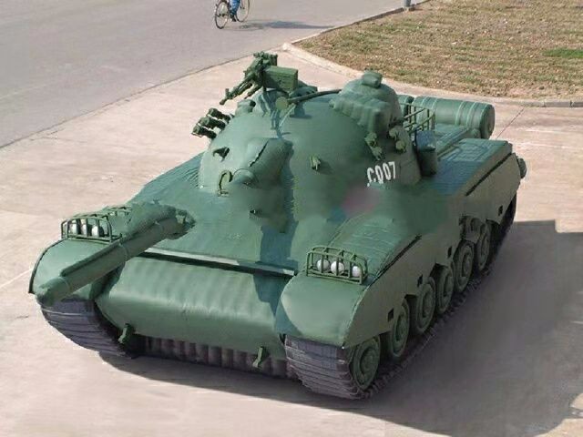 岑溪军用充气坦克车