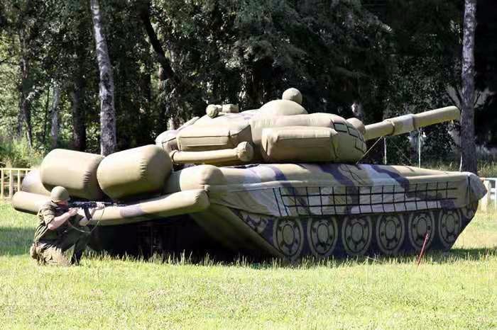 岑溪军用坦克
